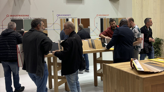 Ob Möbelschreiner oder -industrie, Fensterhersteller oder Holzbauer – bei ADLER wurden alle fündig.  | © ADLER